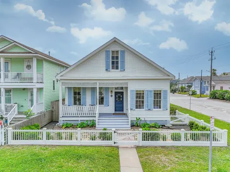 1127 Avenue M Galveston TX 77550