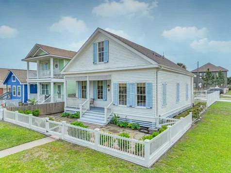 1127 Avenue M Galveston TX 77550