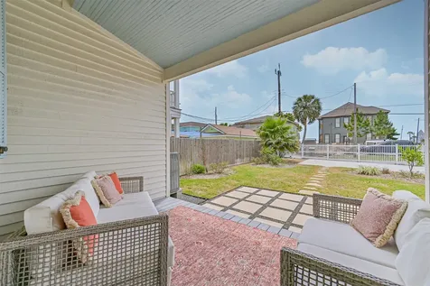 1127 Avenue M Galveston TX 77550