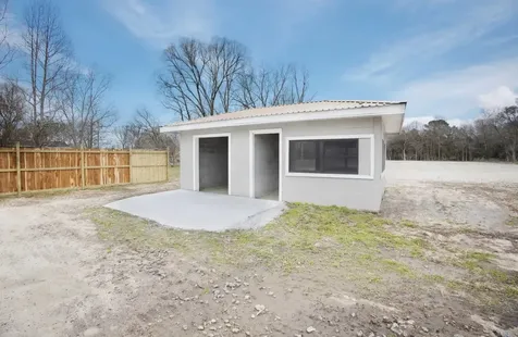 3709 Beaumont Liberty TX 77575