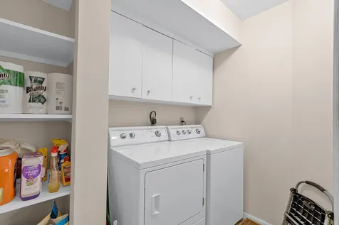 5084 Augusta Street Houston TX 77007