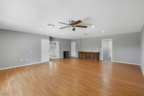 528 Beresford Street Houston TX 77015