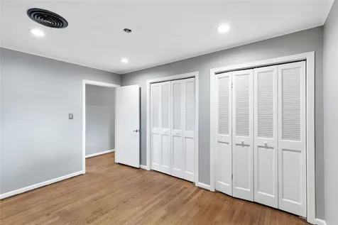 528 Beresford Street Houston TX 77015