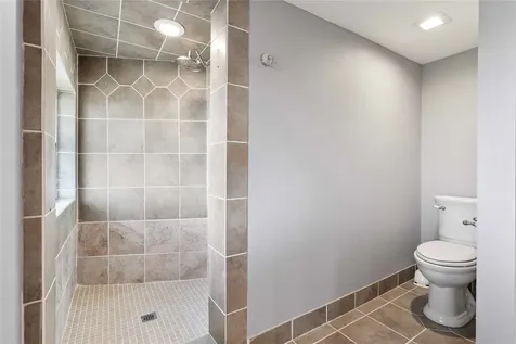 528 Beresford Street Houston TX 77015
