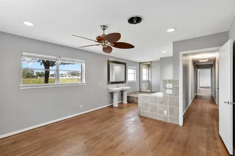 528 Beresford Street Houston TX 77015