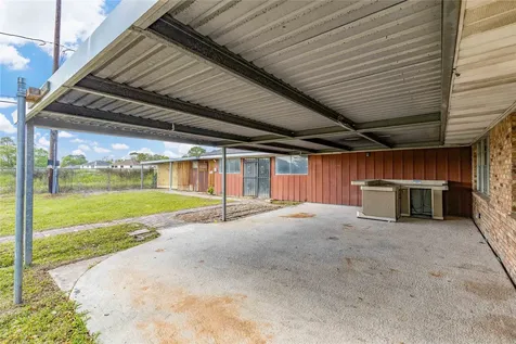 528 Beresford Street Houston TX 77015