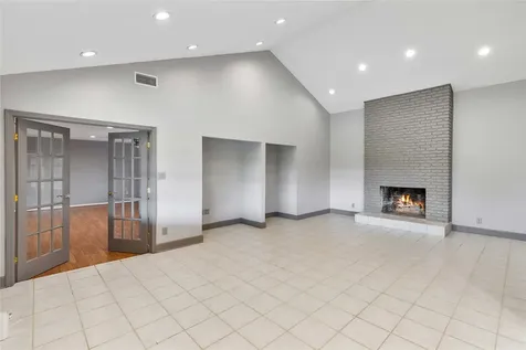 528 Beresford Street Houston TX 77015