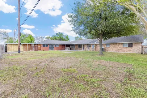 528 Beresford Street Houston TX 77015