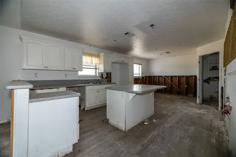 86 County Road 319 Cleveland TX 77327