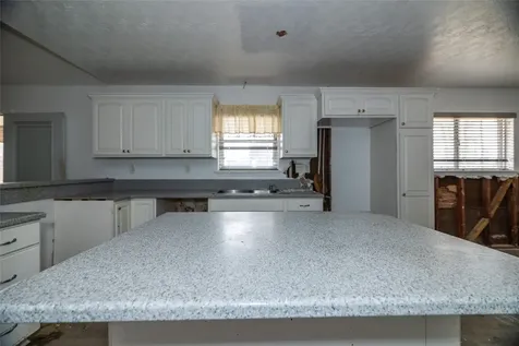86 County Road 319 Cleveland TX 77327
