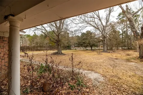 86 County Road 319 Cleveland TX 77327