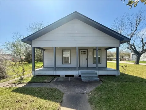 429 W 2nd Street Freeport TX 77541