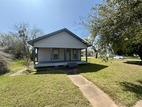 429 W 2nd Street Freeport TX 77541