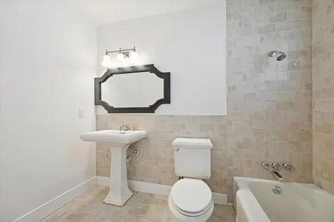 4404 Vivian Street Bellaire TX 77401