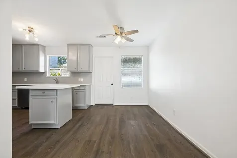4404 Vivian Street Bellaire TX 77401