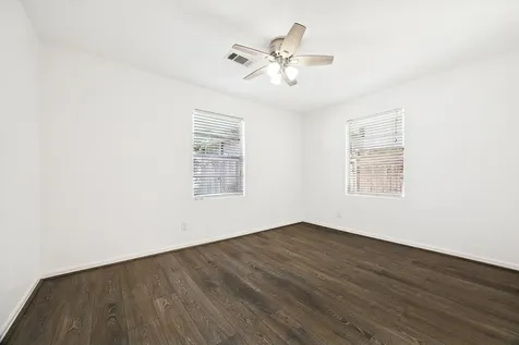 4404 Vivian Street Bellaire TX 77401