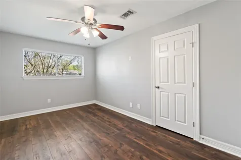 5806 Ludington Drive Houston TX 77035