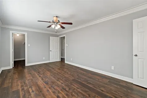5806 Ludington Drive Houston TX 77035