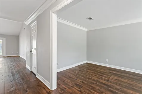 5806 Ludington Drive Houston TX 77035