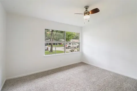 527 Gardenia Street Lake Jackson TX 77566