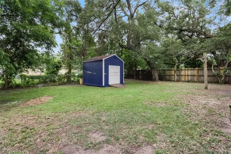 527 Gardenia Street Lake Jackson TX 77566
