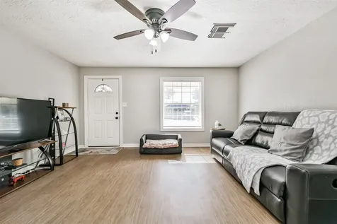 3015 Fern Street Pasadena TX 77503