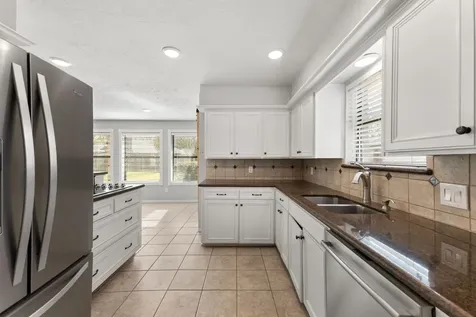 2731 Field Line Drive Sugar Land TX 77479