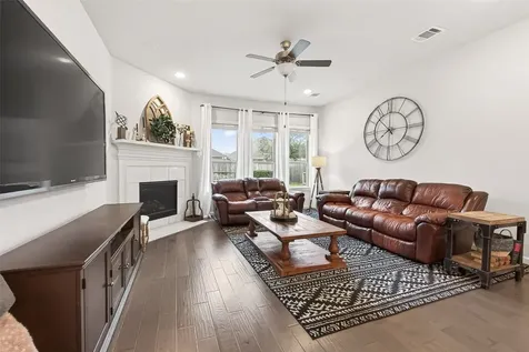 2223 Tonkawa Trail Katy TX 77493