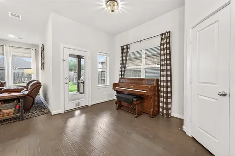 2223 Tonkawa Trail Katy TX 77493