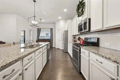 2223 Tonkawa Trail Katy TX 77493