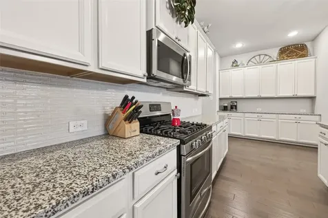 2223 Tonkawa Trail Katy TX 77493
