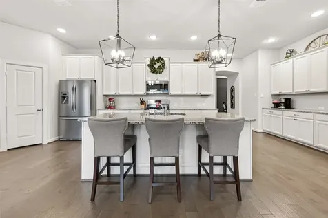 2223 Tonkawa Trail Katy TX 77493