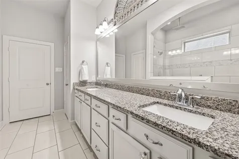 2223 Tonkawa Trail Katy TX 77493