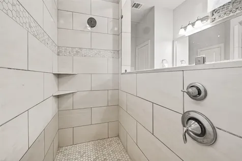 2223 Tonkawa Trail Katy TX 77493