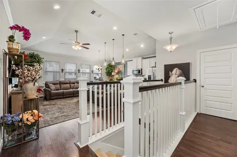 2027 Paul Quinn Street Houston TX 77091