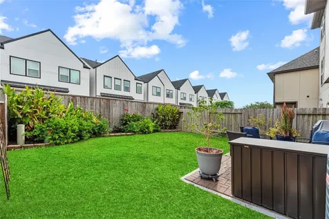 2027 Paul Quinn Street Houston TX 77091