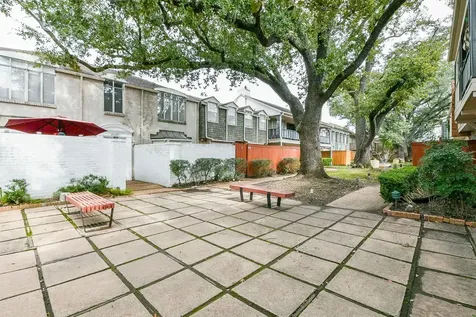 2585 Marilee Lane 3 Houston TX 77057