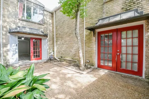 2585 Marilee Lane 3 Houston TX 77057
