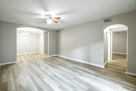 2585 Marilee Lane 3 Houston TX 77057