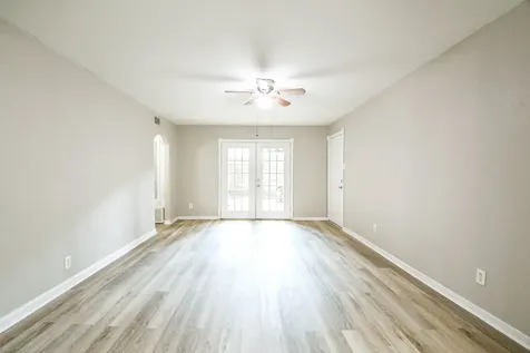 2585 Marilee Lane 3 Houston TX 77057