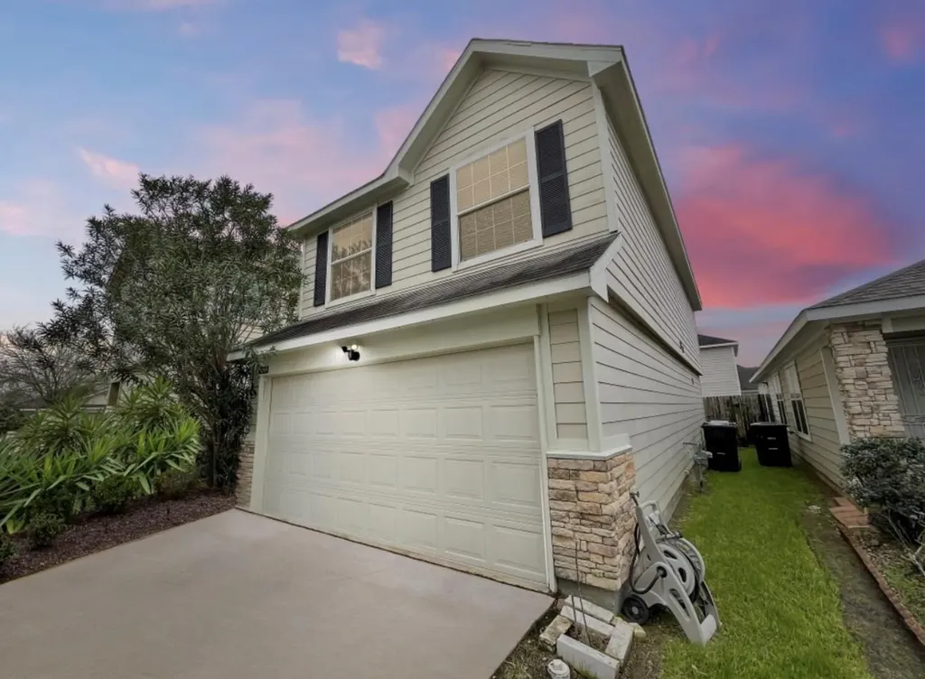 12515 Ashford River Houston TX 77072