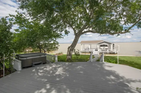 341 Sam Houston Loop Point Blank TX 77364