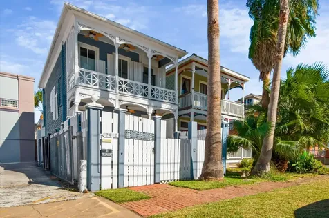 2412 Winnie Street Galveston TX 77550