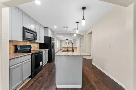 2821 Holman Street Houston TX 77004