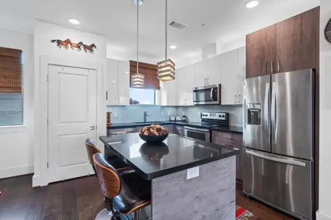 2401 Crawford Street B304 Houston TX 77004