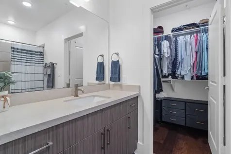 2401 Crawford Street B304 Houston TX 77004
