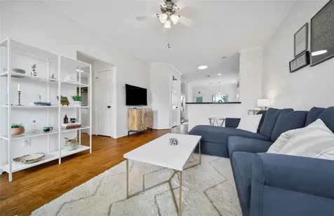 12718 Pine Woods Street Tomball TX 77375