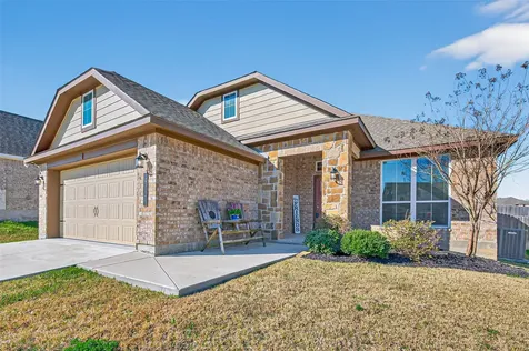 917 Farm Path Brenham TX 77833