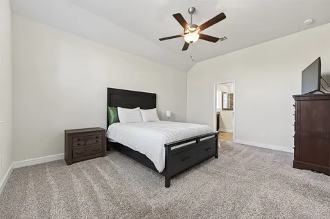 917 Farm Path Brenham TX 77833