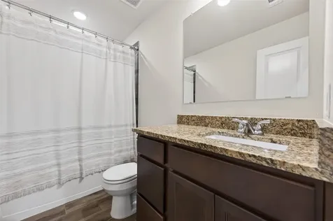 917 Farm Path Brenham TX 77833